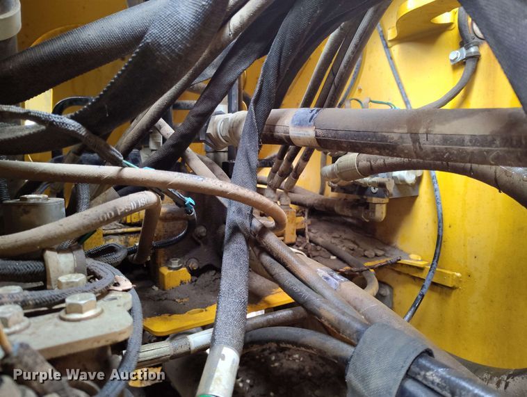 image for item EH0310 2015 John Deere 624K wheel loader