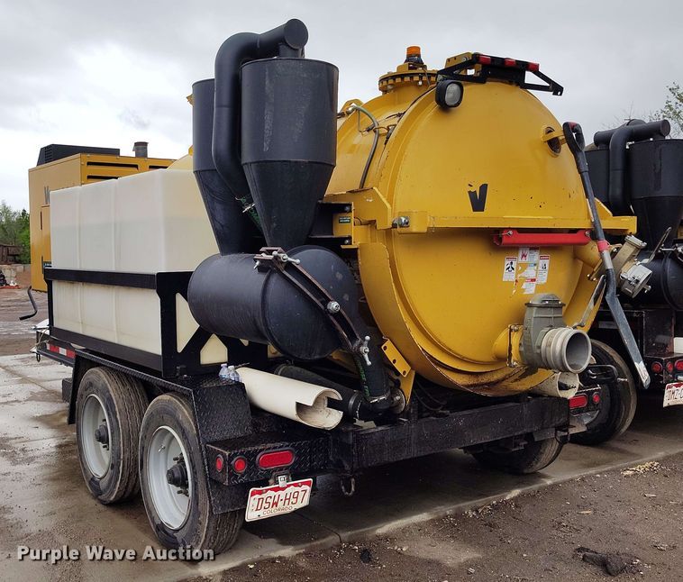 image for item EH0312 2022 Vermeer VX75-800 vacuum excavator