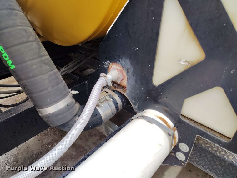 image for item EH0312 2022 Vermeer VX75-800 vacuum excavator