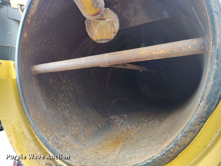 image for item EH0312 2022 Vermeer VX75-800 vacuum excavator