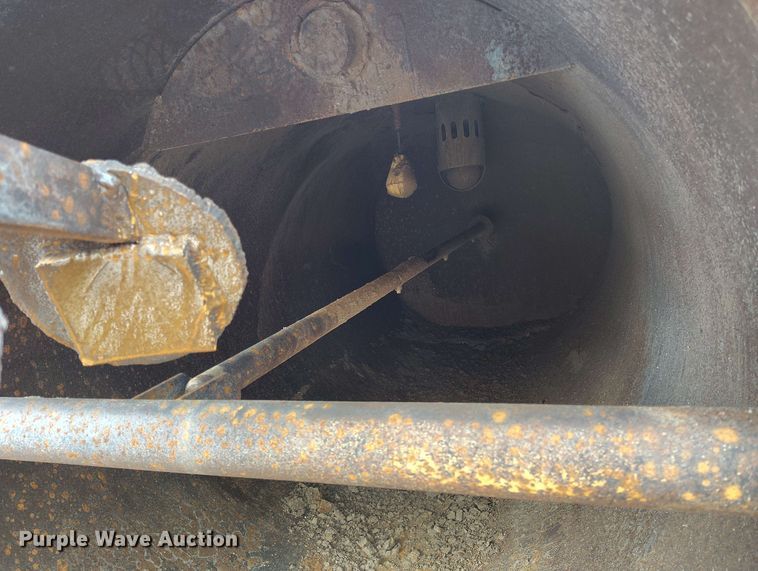 image for item EH0312 2022 Vermeer VX75-800 vacuum excavator