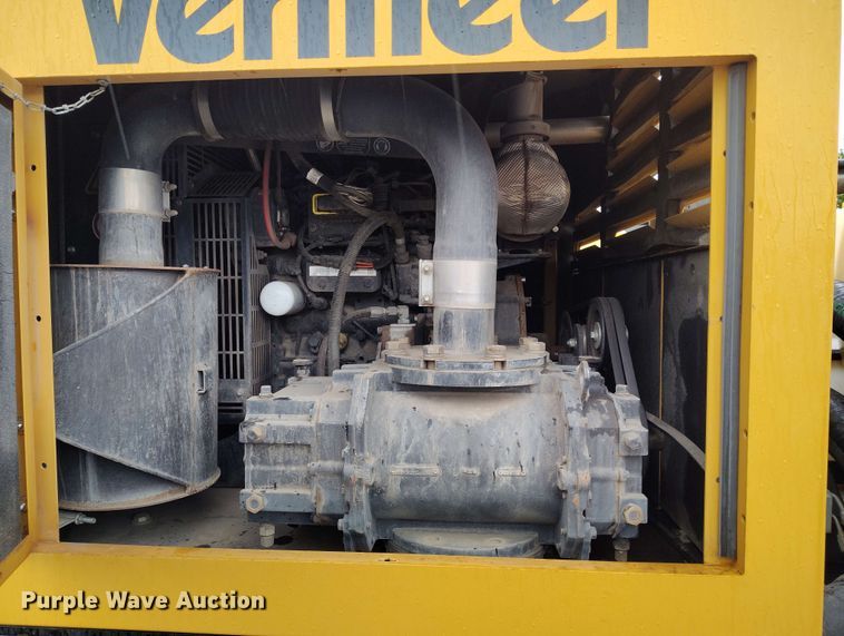 image for item EH0312 2022 Vermeer VX75-800 vacuum excavator