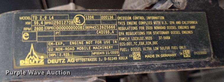 image for item EH0312 2022 Vermeer VX75-800 vacuum excavator