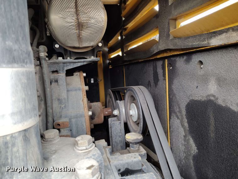 image for item EH0312 2022 Vermeer VX75-800 vacuum excavator