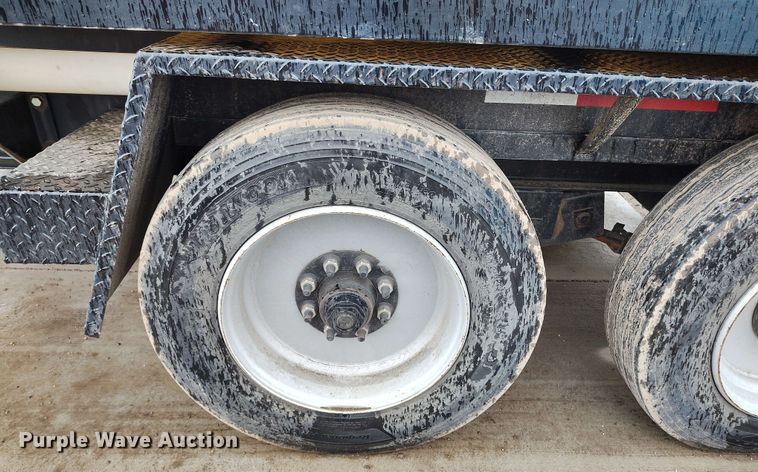 image for item EH0312 2022 Vermeer VX75-800 vacuum excavator