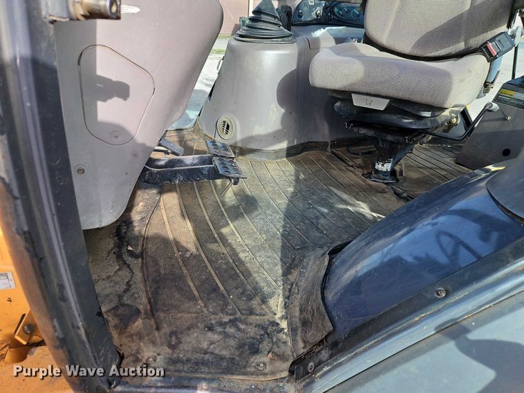 image for item EJ0039 2001 Case 580 Super M backhoe