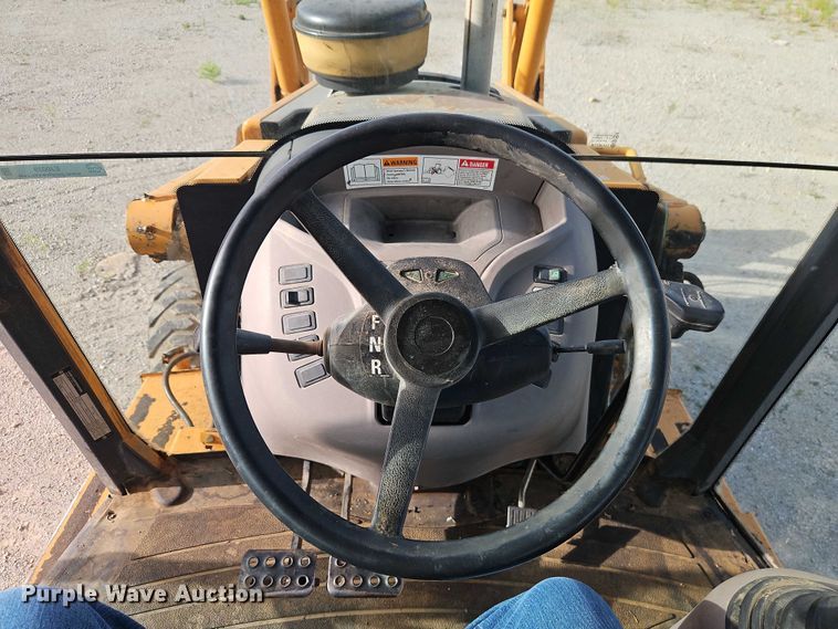 image for item EJ0039 2001 Case 580 Super M backhoe