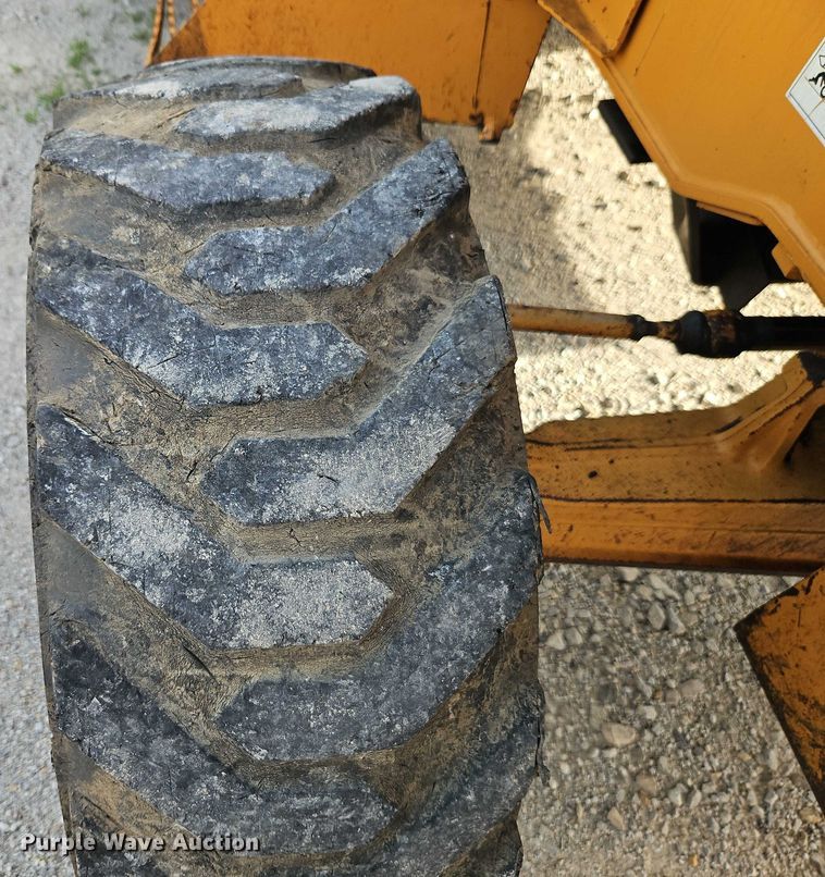 image for item EJ0039 2001 Case 580 Super M backhoe