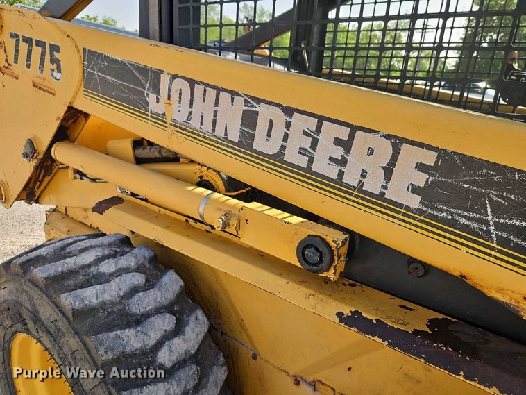 image for item EJ0041 1997 John Deere 7775 skid steer loader
