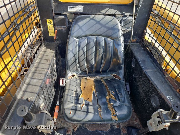 image for item EJ0041 1997 John Deere 7775 skid steer loader