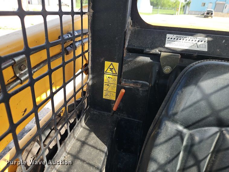 image for item EJ0041 1997 John Deere 7775 skid steer loader