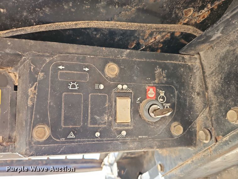 image for item EJ0041 1997 John Deere 7775 skid steer loader