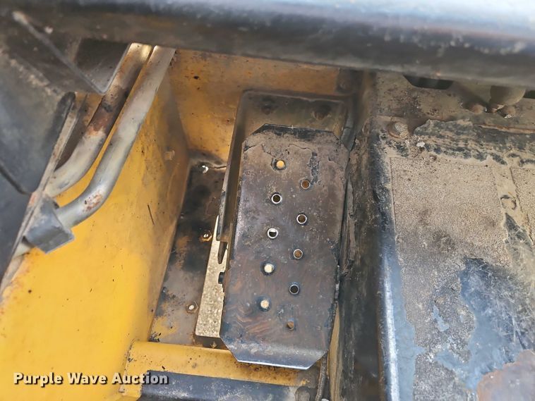 image for item EJ0041 1997 John Deere 7775 skid steer loader