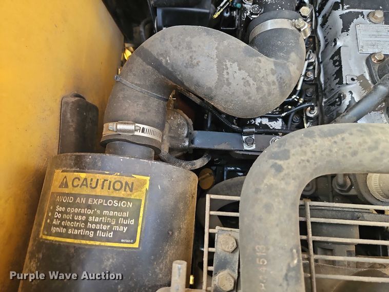 image for item EJ0041 1997 John Deere 7775 skid steer loader