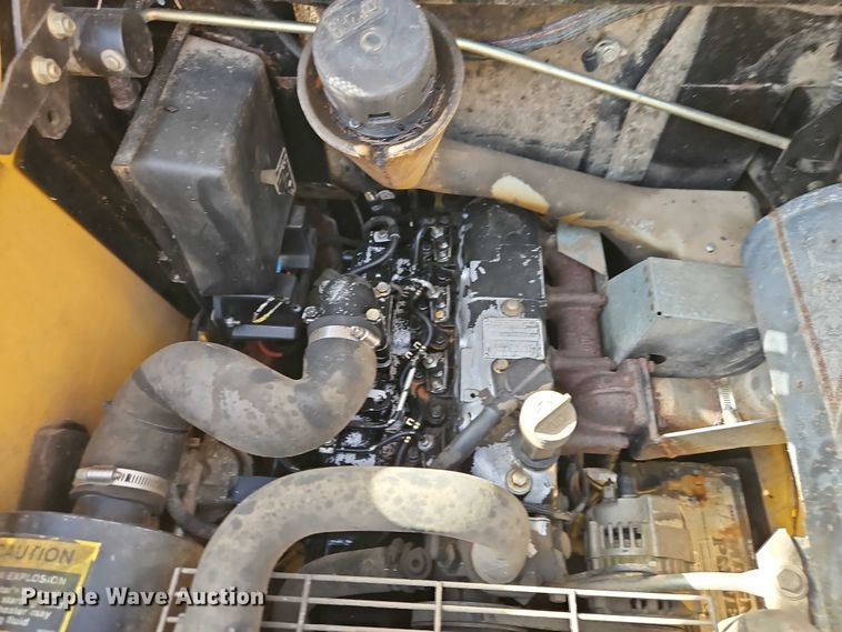 image for item EJ0041 1997 John Deere 7775 skid steer loader