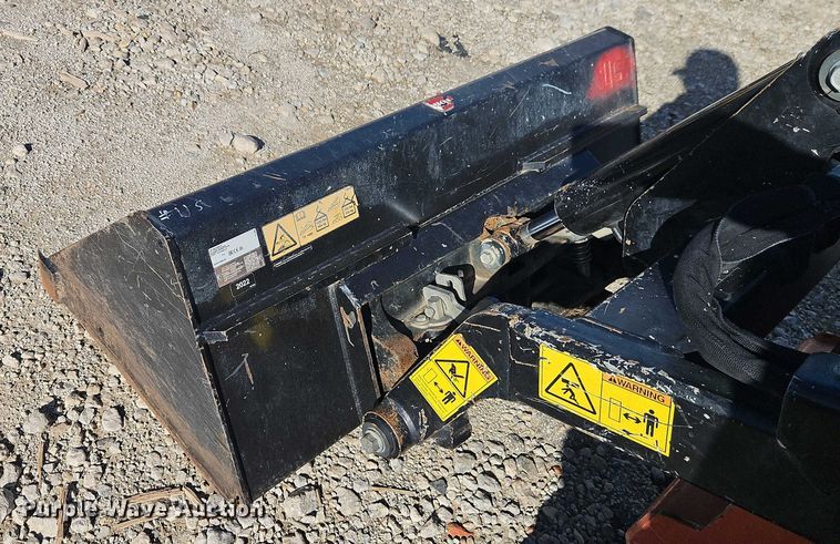 image for item EJ0048 2018 Ditch Witch SK600 compact utility loader