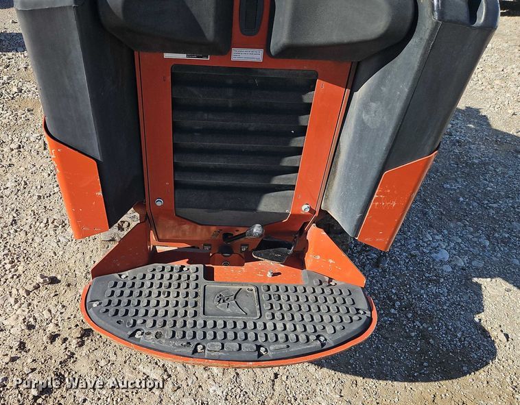 image for item EJ0048 2018 Ditch Witch SK600 compact utility loader