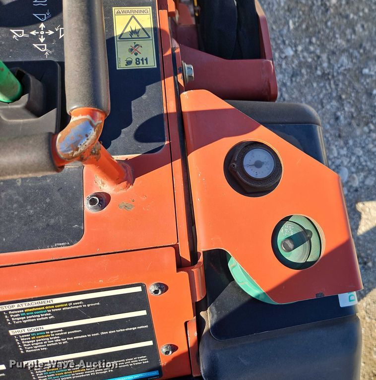 image for item EJ0048 2018 Ditch Witch SK600 compact utility loader