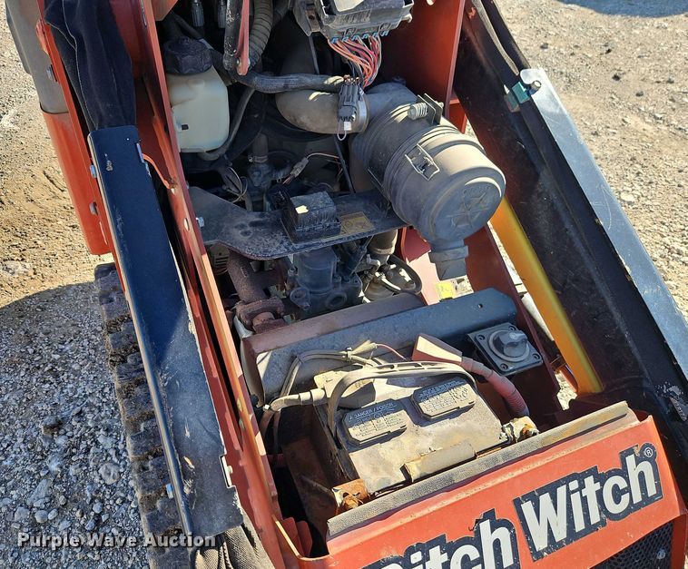 image for item EJ0048 2018 Ditch Witch SK600 compact utility loader