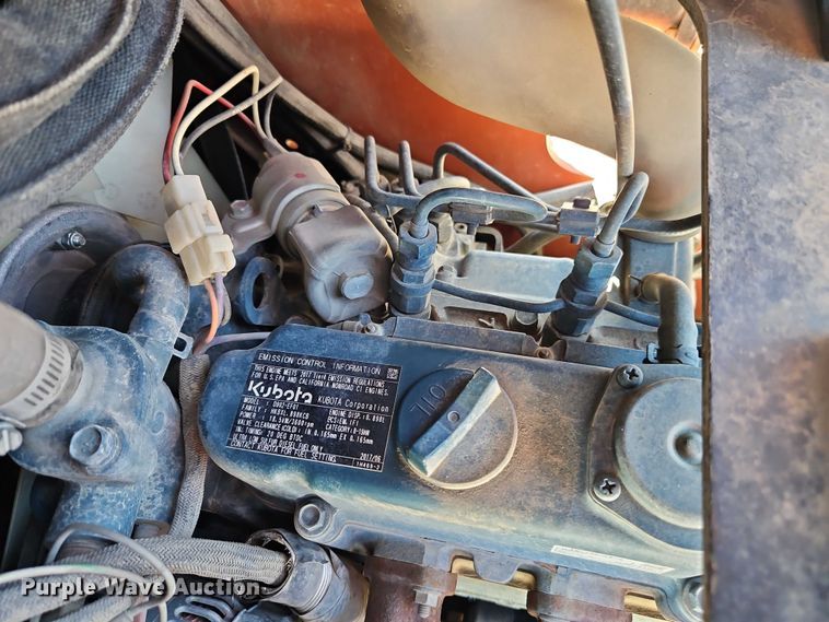 image for item EJ0048 2018 Ditch Witch SK600 compact utility loader