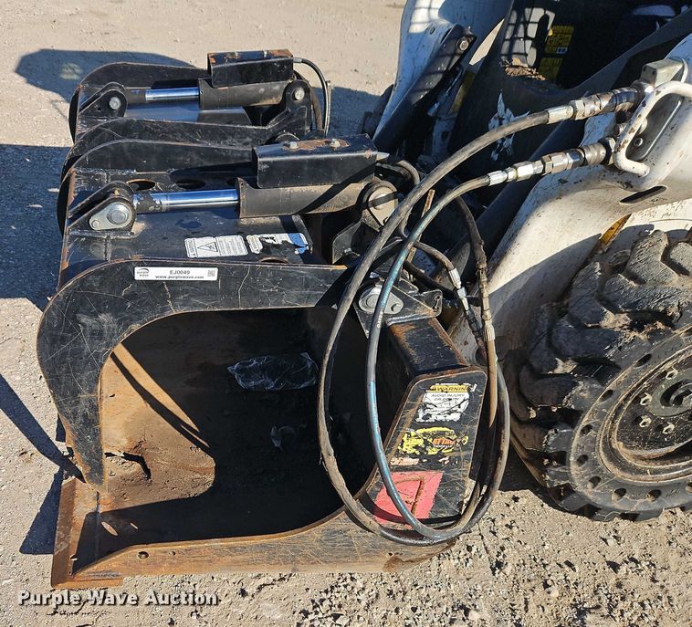 image for item EJ0049 Quick Attach skid steer grapple bucket
