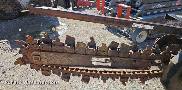 image for item EJ0051 2008 Ditch Witch compact utility loader trencher