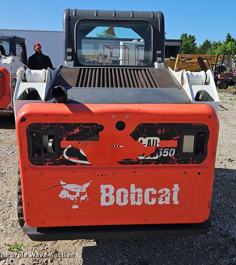 image for item EJ0052 2017 Bobcat T550 tracked skid steer loader