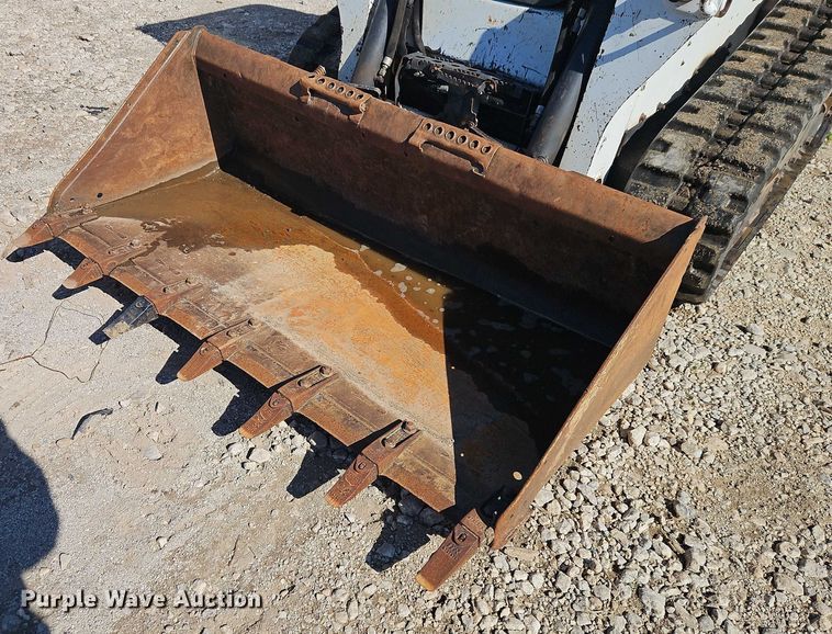 image for item EJ0052 2017 Bobcat T550 tracked skid steer loader