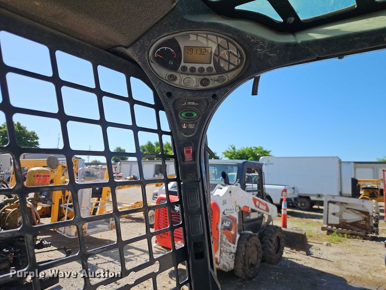 image for item EJ0052 2017 Bobcat T550 tracked skid steer loader