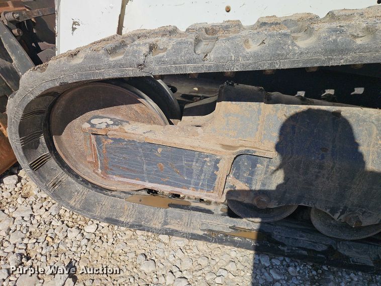 image for item EJ0052 2017 Bobcat T550 tracked skid steer loader