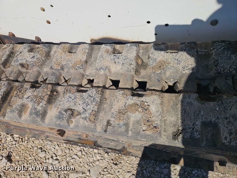 image for item EJ0052 2017 Bobcat T550 tracked skid steer loader