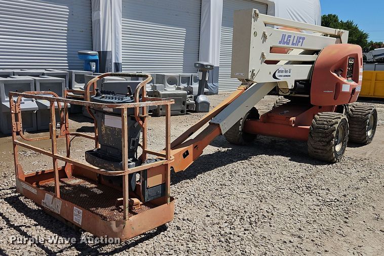 image for item EJ0055 2007 JLG 450AJ boom lift