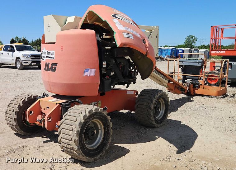 image for item EJ0055 2007 JLG 450AJ boom lift