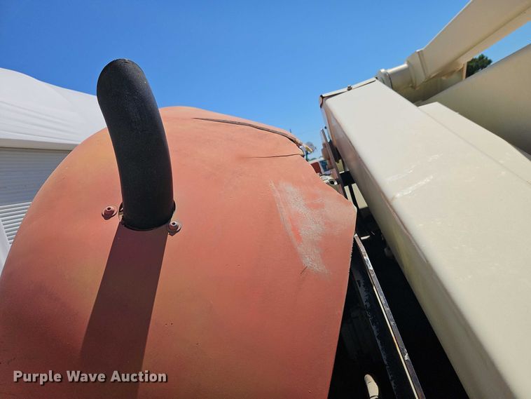 image for item EJ0055 2007 JLG 450AJ boom lift