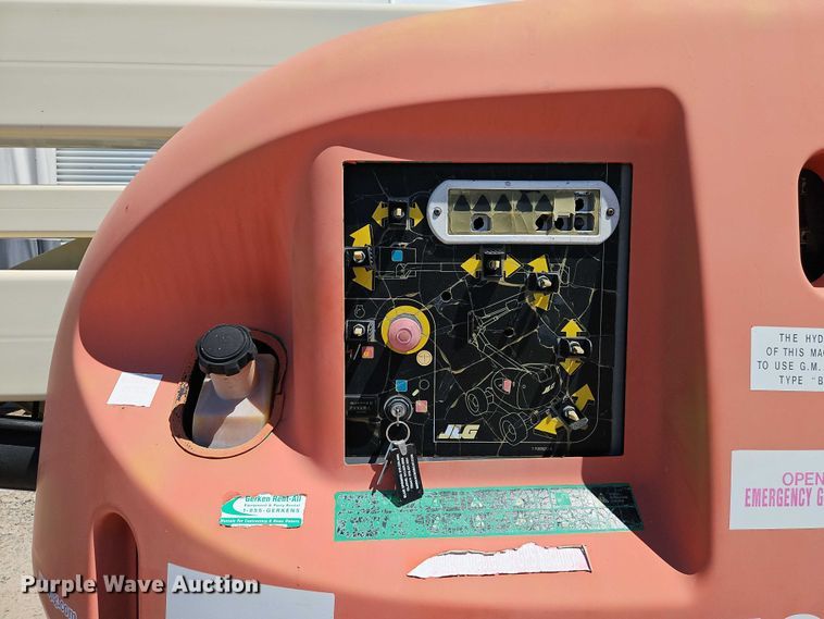 image for item EJ0055 2007 JLG 450AJ boom lift