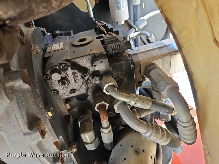 image for item EJ0055 2007 JLG 450AJ boom lift