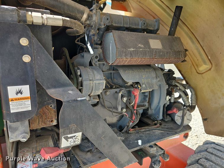 image for item EJ0055 2007 JLG 450AJ boom lift