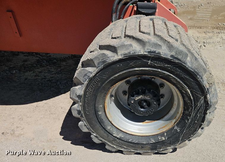 image for item EJ0055 2007 JLG 450AJ boom lift