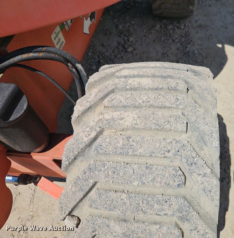 image for item EJ0055 2007 JLG 450AJ boom lift