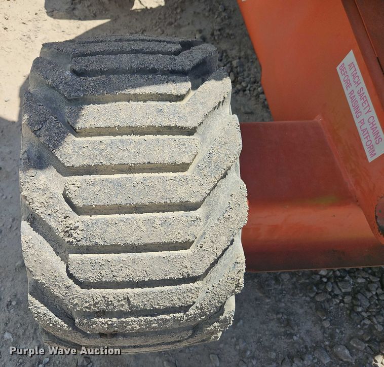 image for item EJ0055 2007 JLG 450AJ boom lift