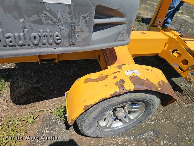 image for item EJ0056 2018 Haulotte 4527 boom lift