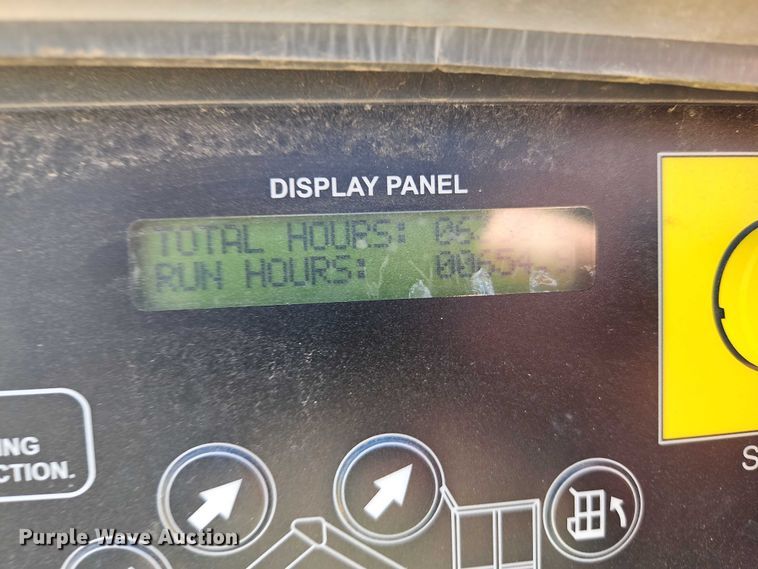 image for item EJ0056 2018 Haulotte 4527 boom lift