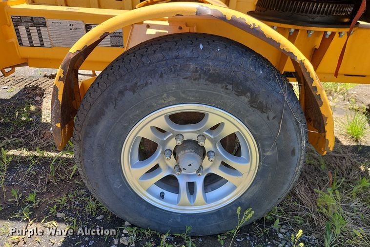 image for item EJ0056 2018 Haulotte 4527 boom lift