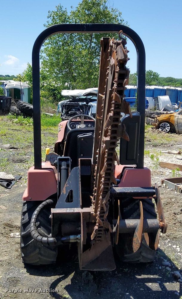 image for item EJ0057 2016 Ditch Witch RT30 trencher