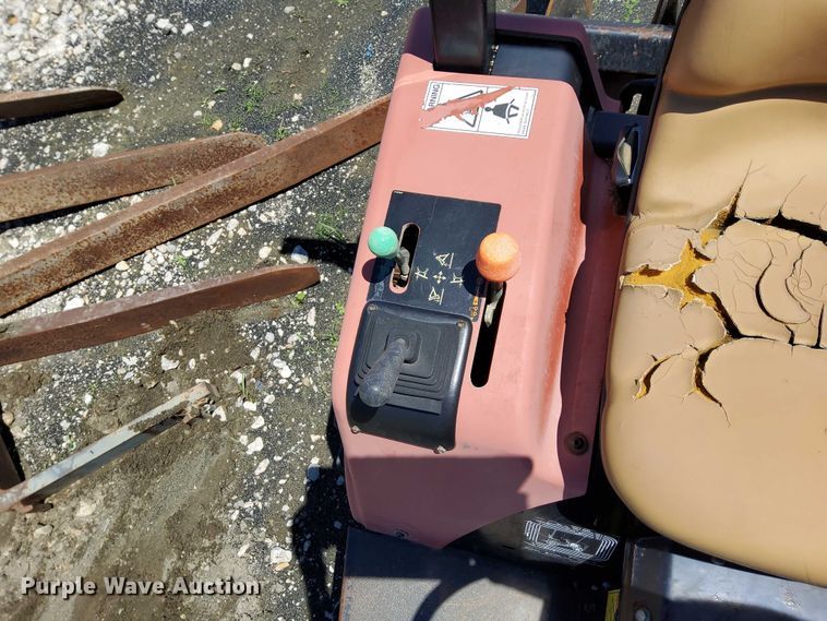 image for item EJ0057 2016 Ditch Witch RT30 trencher