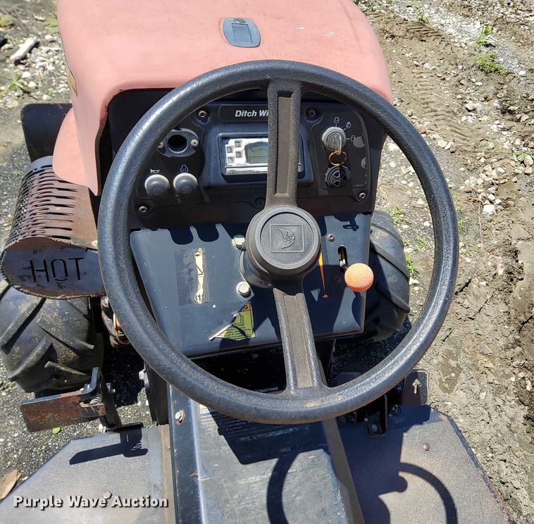 image for item EJ0057 2016 Ditch Witch RT30 trencher