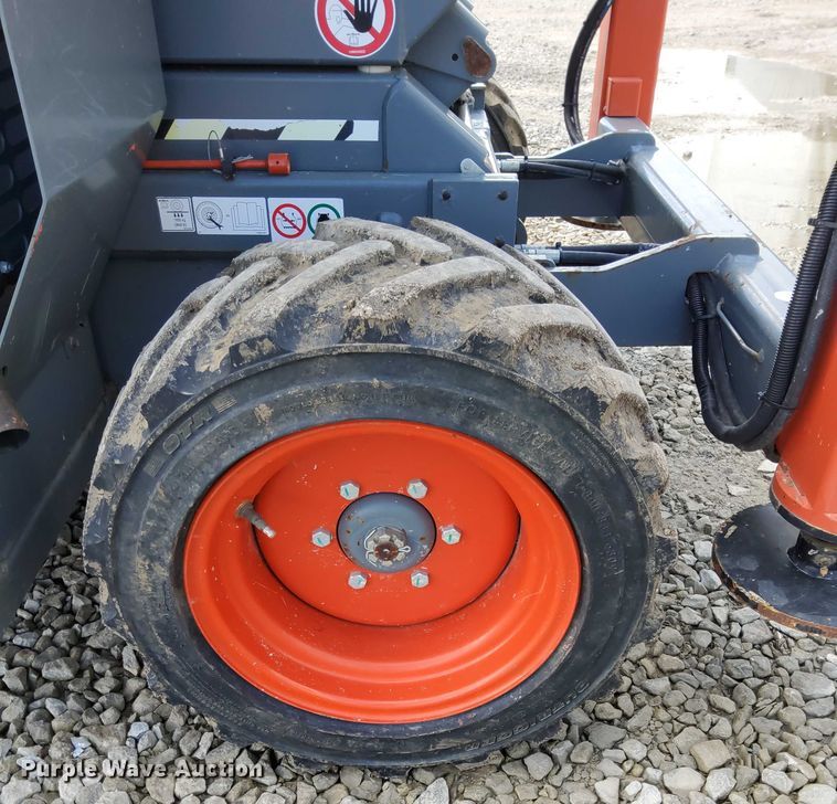 image for item EJ0058 2018 SkyJack SJ6832 RT scissor lift