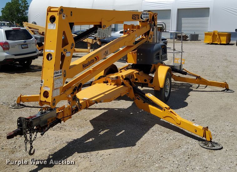 image for item EJ0059 2016 Haulotte 4527A boom lift