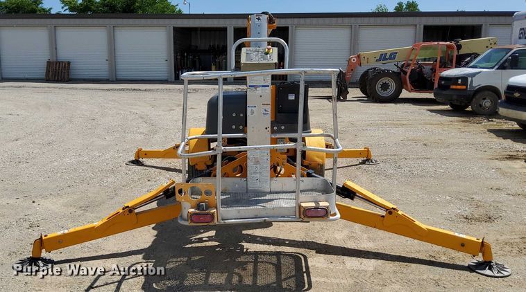 image for item EJ0059 2016 Haulotte 4527A boom lift