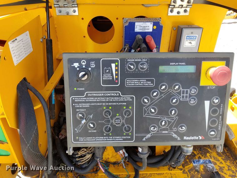 image for item EJ0059 2016 Haulotte 4527A boom lift